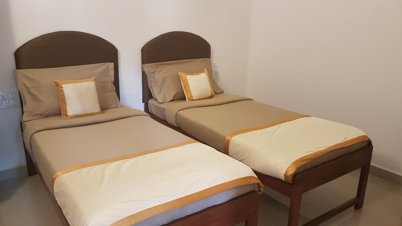 Hill Top Goa Lodge Vagator Εξωτερικό φωτογραφία